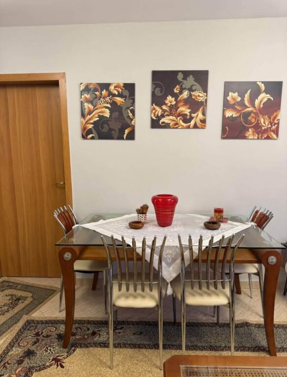 Qera | Apartament 2 + 1 | Xhamlliku | 550 €/muaj