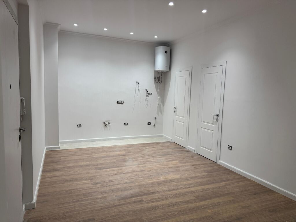 Zyre Me Qera 1+1 Tek Rezidenca Henke (ID BZ21070) Tirane