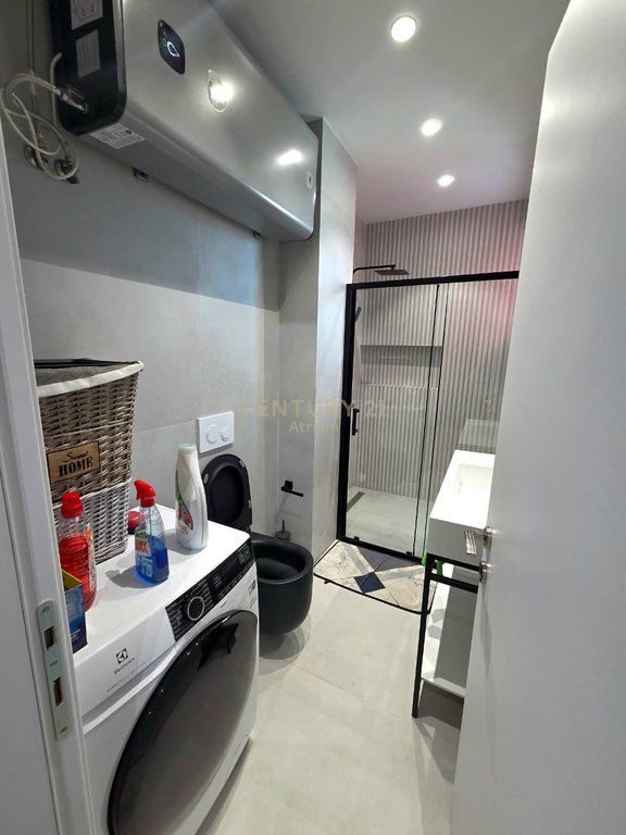 APARTAMENT LUKSOZ 2+1+2 ME QIRA – ASTIR | 2 BALLKONE + POST PARKIMI
