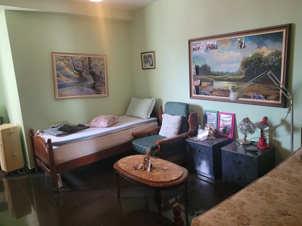 SHITET SUPER APARTAMENT  3+1– PRANË PRESIDENCËS