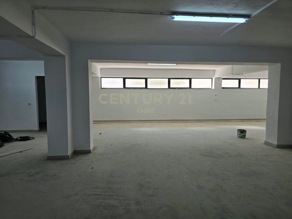Roadside premises for rent