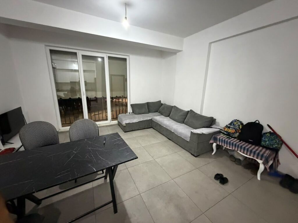 🏡 APPARTAMENTO IN AFFITTO 3+1+2 📣  📍 Indirizzo: Via “5 Maji”, alla fine