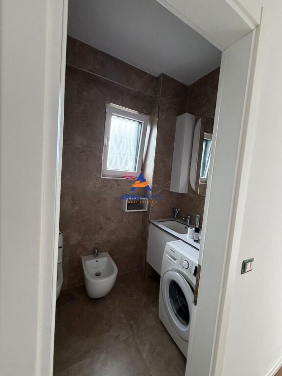 APPARTAMENTO 1+1+BALCONE IN AFFITTO "KOMUNA E PARISIT" 80.000 LEKE