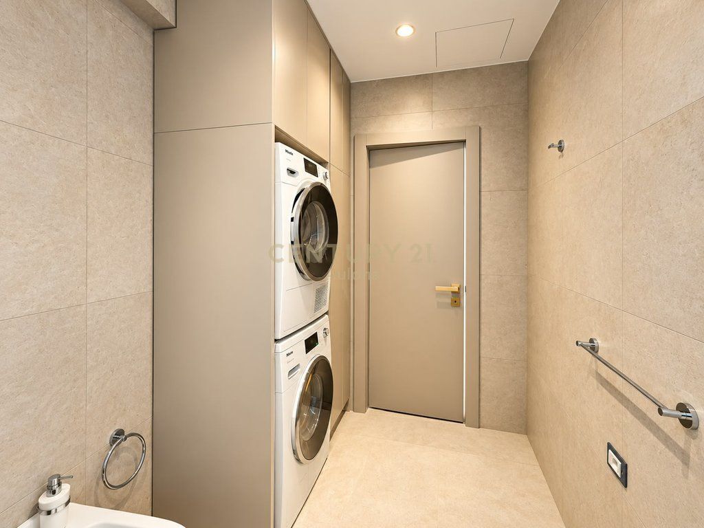 Penthouse Luksoze me Pamje Panoramike në Rivierën e Jugut