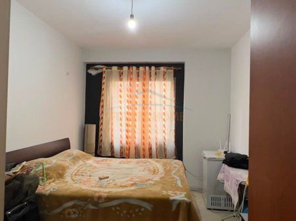 Shitet, Apartament 2+1, Fresk.