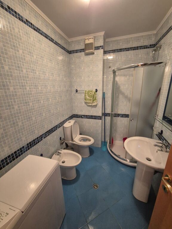 Apartament 2+1 per qera Zogu i Zi !