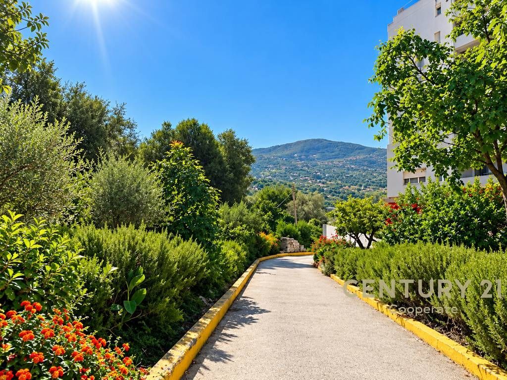 SHESIM APARTAMENT 2+1+2 NË LUNGOMARE VLORE, RRUGA DYTESORE 320,000 €