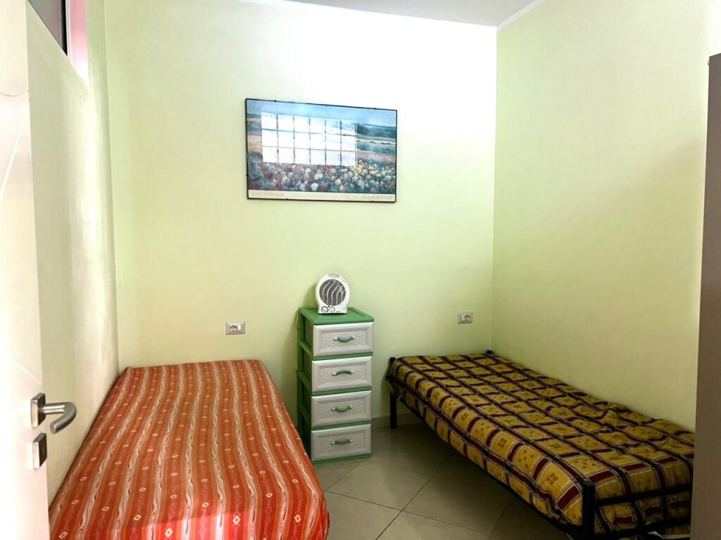 APARTAMENT 2+1 ME FULL PAMJE DETI ME QERA AFATGJATE - LUNGOMARE, VLORE