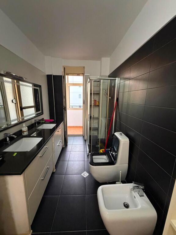 APARTAMENT 2+1+2WC DHE 2 BALLKONE ME QERA AFATGJATE - STADIUMI, VLORE
