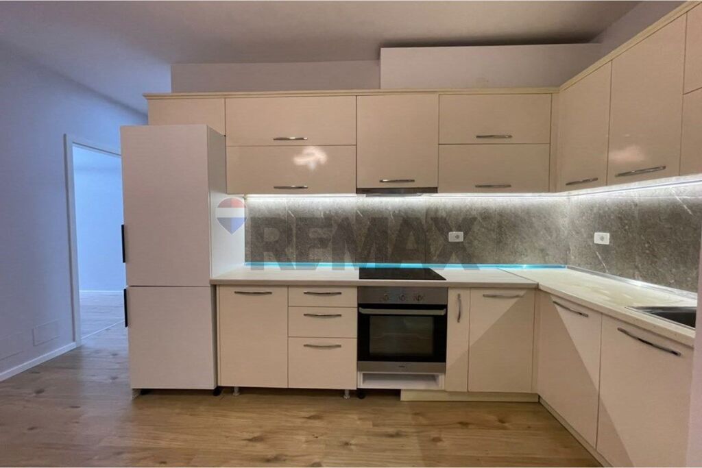 Apartment 2+1+2 for rent Complex Contact