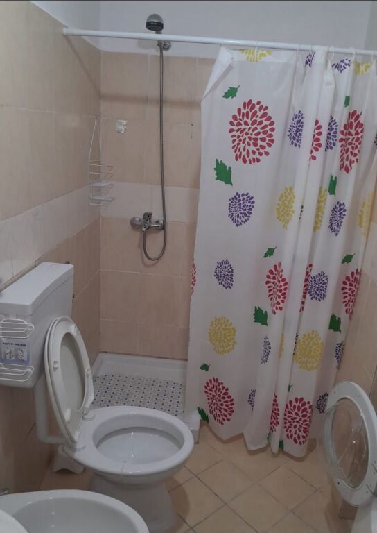 Qera | Apartament 1 + 1 | Rruga e kosovareve | 520 €/muaj