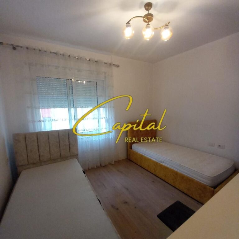 APARTAMENT ME QIRA 2+1+2 YZBERISHT 55.000 LEKE