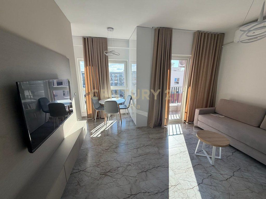 Apartament 1+1 per qira te Kompleksi Aura