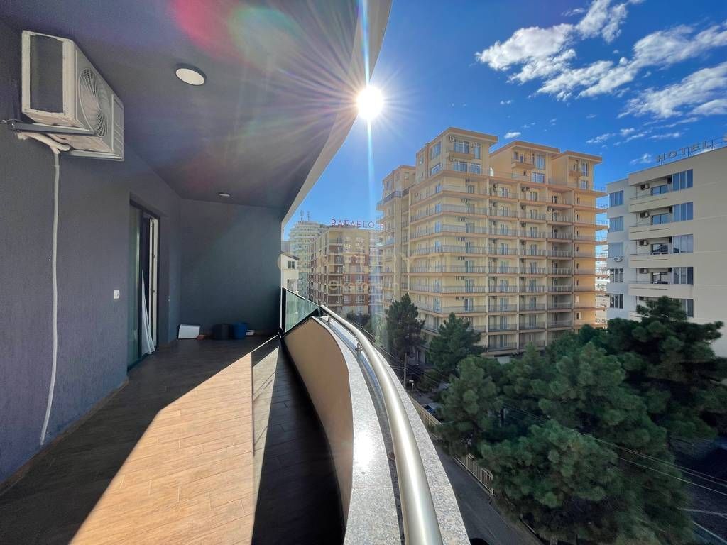 Apartament 2+1+2 për Shitje në Shëngjin