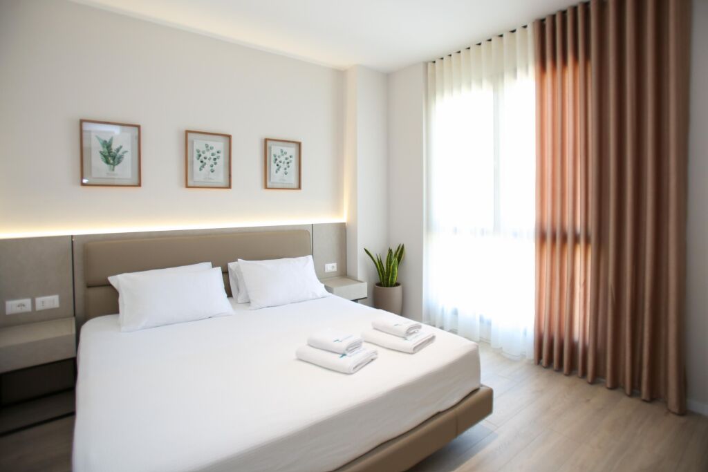 Shitet Apartament 2+1 ne zonen e Lungomares, Vlore ID 5778
