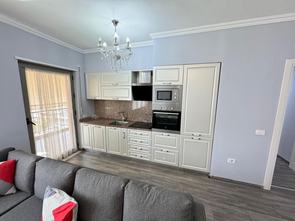 🏡 APPARTAMENTO 3+1 IN AFFITTO – COMPLESSO DELIORGJI  📍 Complesso Deliorgji  💶 Prezzo: 1.000 €/mese  