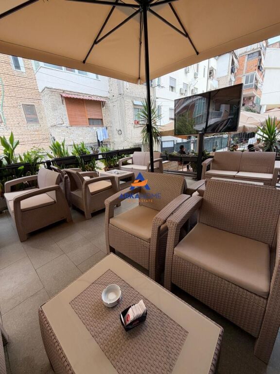 LOCALE IN AFFITTO 80M2 "VIA MINE PEZA" 120000 LEKE