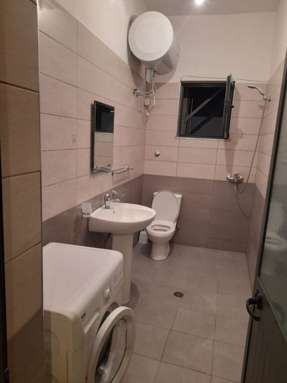 GARSONIERE 25,000 LEKE JORDAN MISJA, PRANE MECE HOTEL