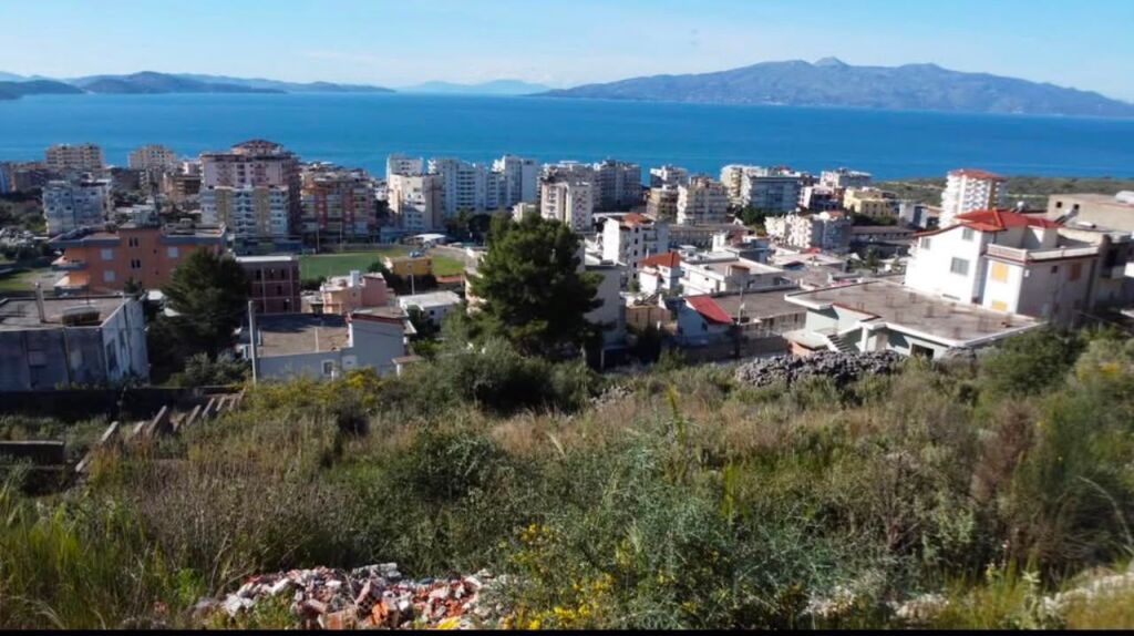 Land for sale Sarandë! 682m2