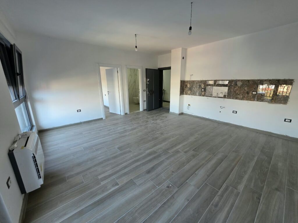 🏡 JEPEN  ME QIRA 3 APARTAMENTE 1+1 – BULEVARDI I RI 📍