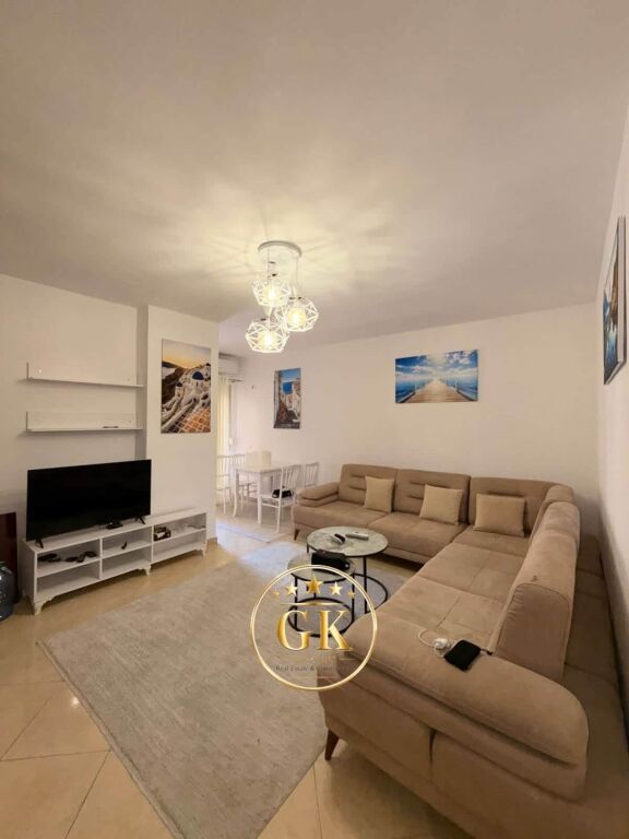 APARTAMENT ME QERA 1+1 SHKEMBI KAVAJES DURRES