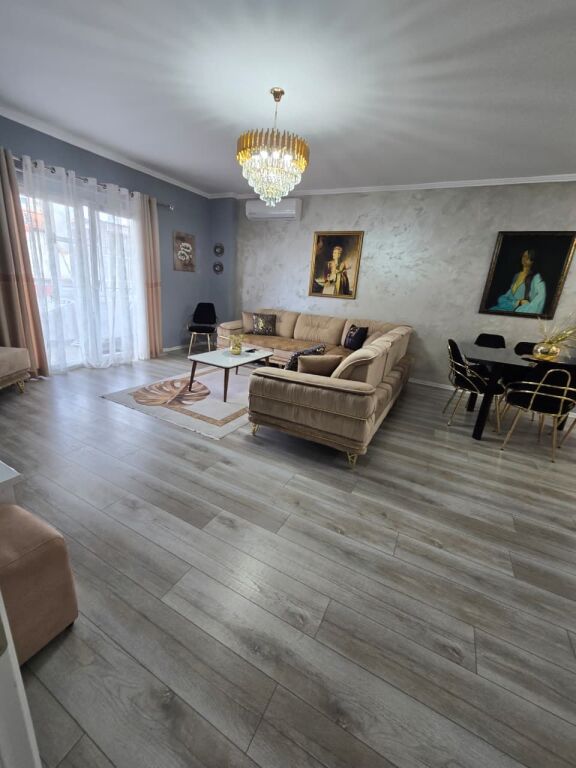 APARTAMENT 2+1 ME QIRA – QENDËR, TIRANË