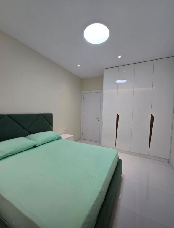 Univers City, jepet me qira apartament 1+1!