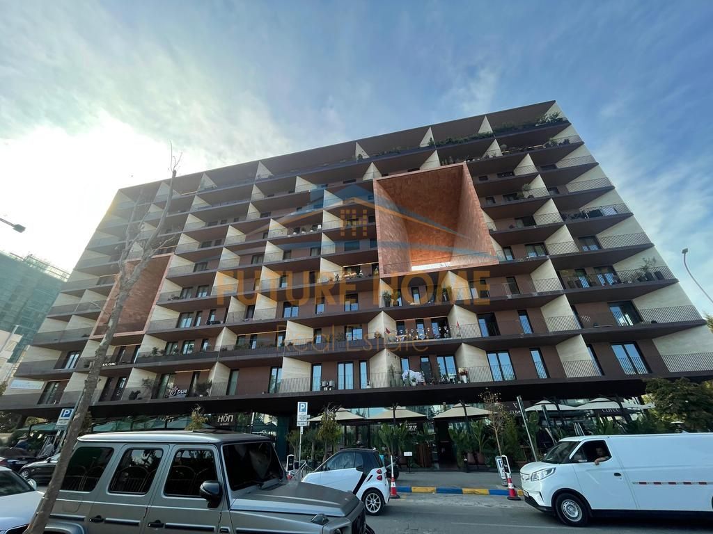 Shitet, Biznesi Qendër Estetike, Rruga e Kosovarëve, Tiranë