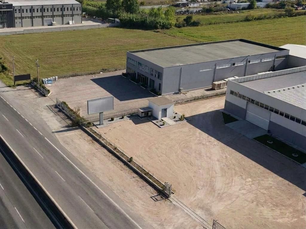 Kapanon per shitje ne Autstraden Tirane-Durres!