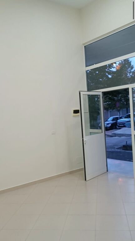 Qera | Ambjent Biznesi | QSUT | 500 €/muaj