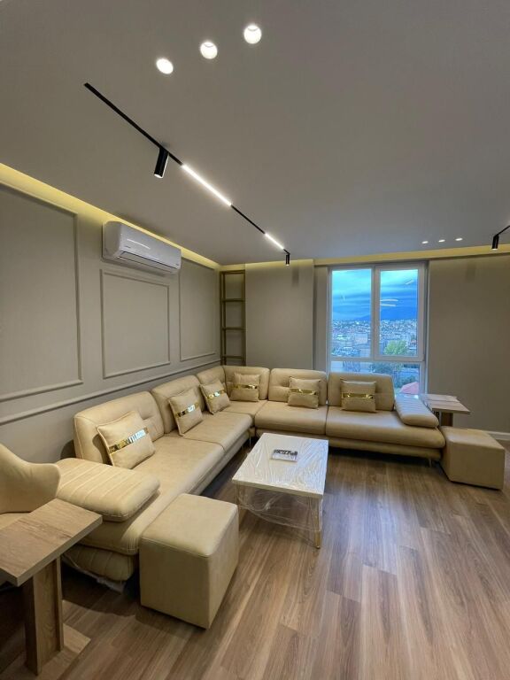 🏡 Appartamento 2+1+2 &amp; Balcone + Guardaroba in Vendita