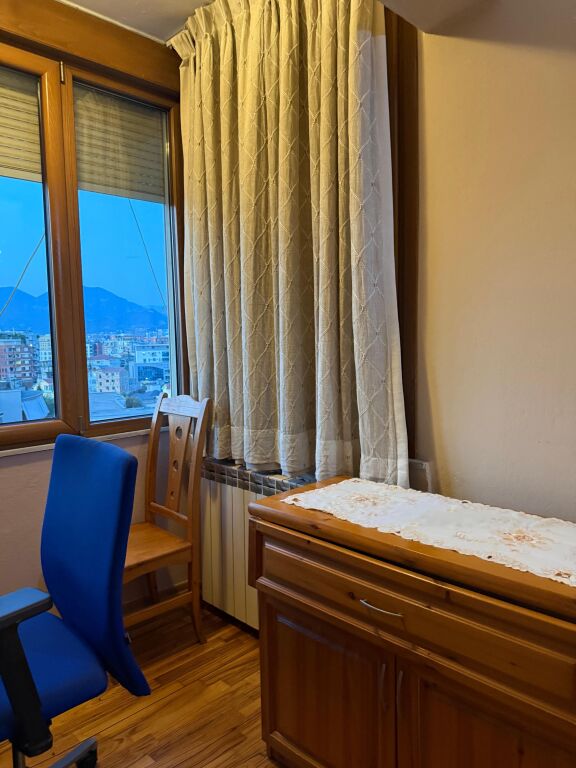 JEPET ME QIRA APARTAMENT 2+1+2 PRANË AIR ALBANIA