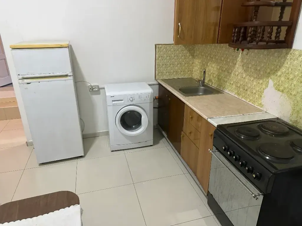 Qera | Shtëpi private 1 + 1 | Ali Demi | 250 €/muaj