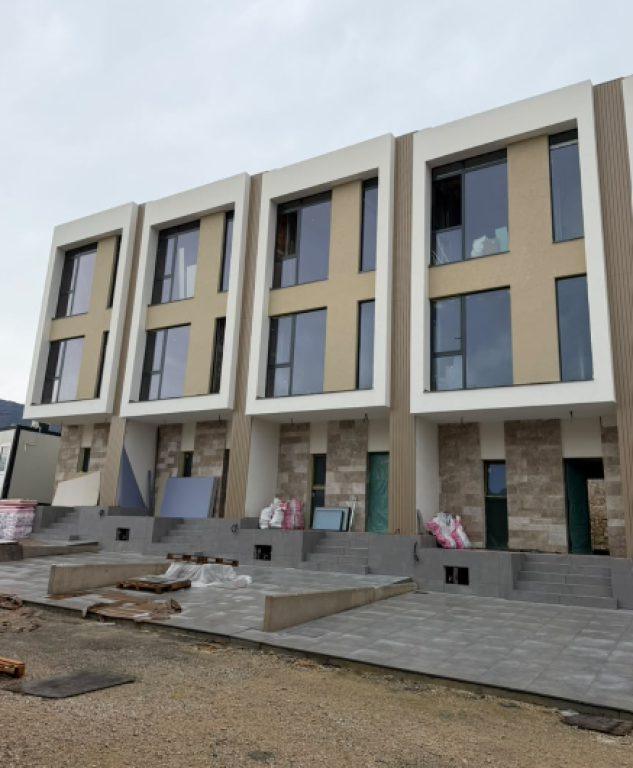 ◻️ SUPER ÇMIM | SHITET VILË E BASHKANGJITUR – WEST HOME RESIDENCE, FARKË