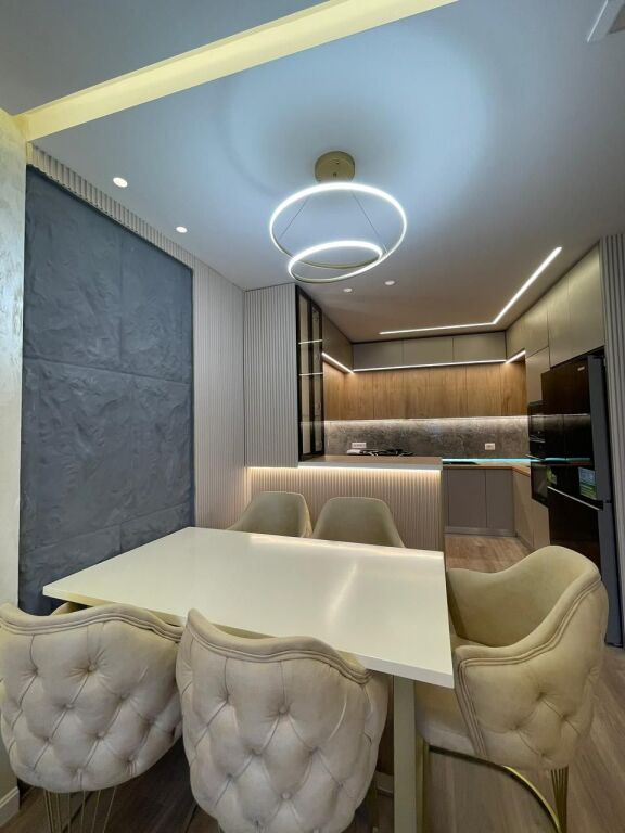 🏡 Appartamento 2+1+2 &amp; Balcone + Guardaroba in Vendita