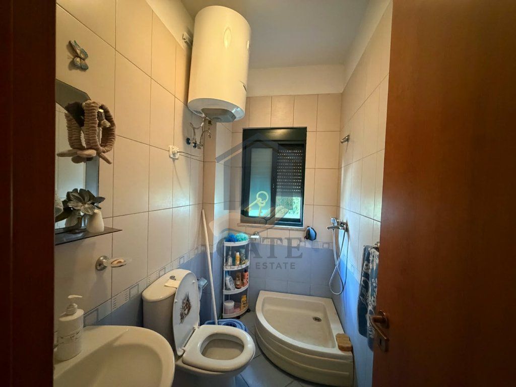 SHITET APARTAMENT 1+1 – SHKËMBI I KAVAJËS