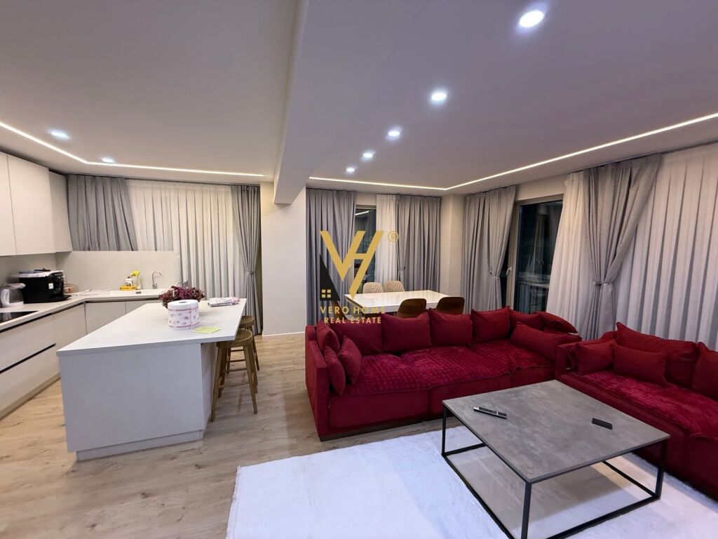 JEPET APARTAMENT 2+1+2+BLK ME QERA TE RRUGA E ELBASANIT 2.500 EURO