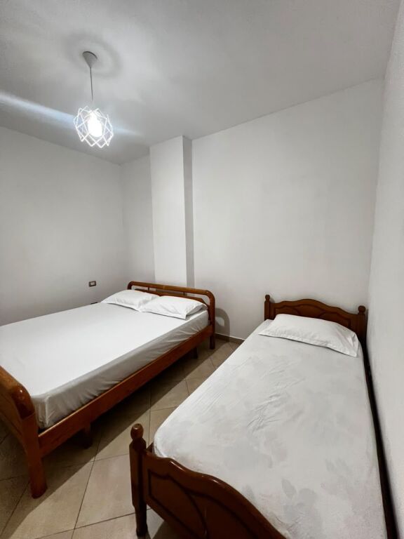 JEPET ME QERA APARTAMENT 1+1 PRANE PISTA KOSOVA,PLAZH, DURRES
