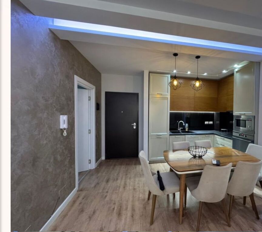 Jepet apartament 2+1 me qira tek Kodra e Diellit , Rruga Bill Klinton .