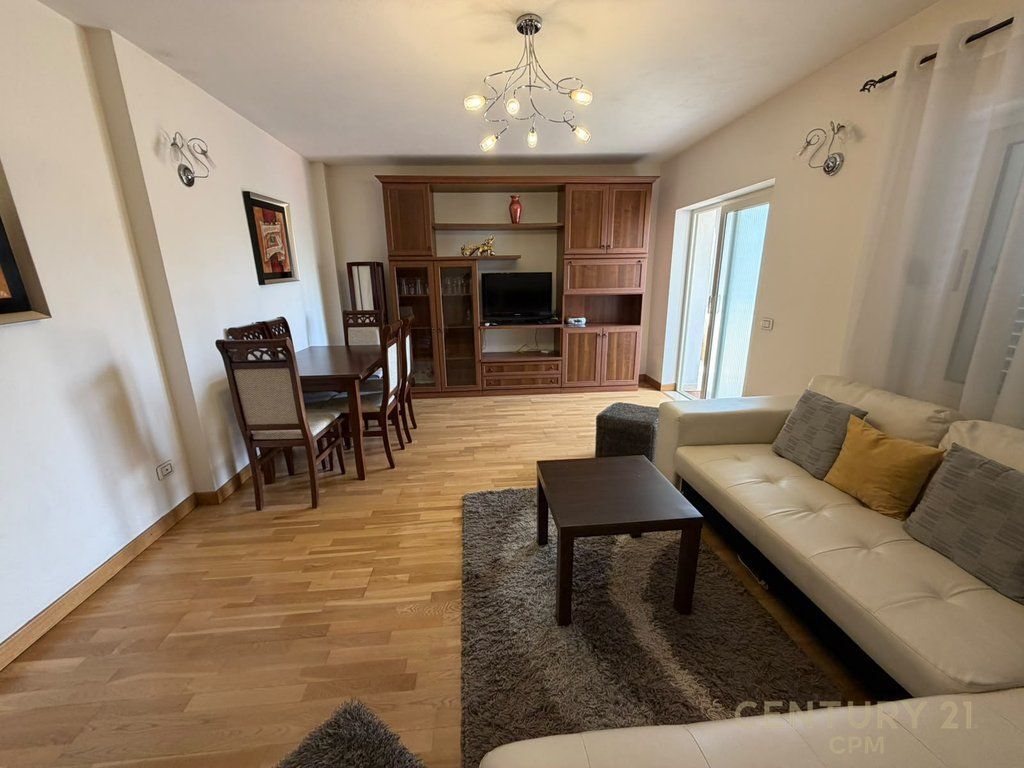 Apartament 1+1 Per Qira Te Rruga e Durresit