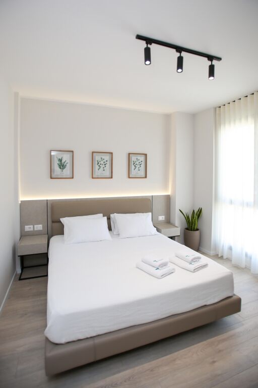 Shitet Apartament 2+1 ne zonen e Lungomares, Vlore ID 5778