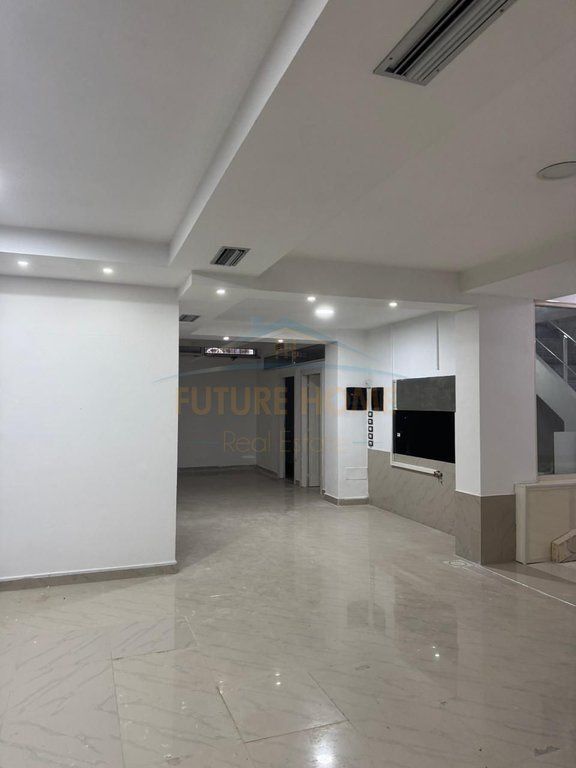 Qera, Ambient Biznesi,Ish Rajoni I Policise,Durres