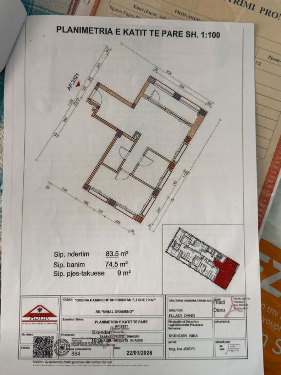 Shitet Apartament 2+1  Adresa : Ali Demi Kompleksi magalem  Shitet bosh  Siperfaqe 83,5 m2  Kati 2  Cmimi 137 miljon lek