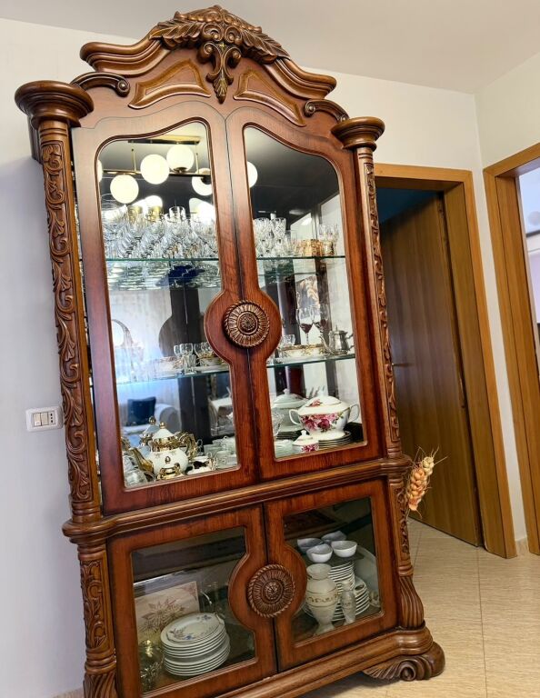 Apartament 2+1 me qira te Xhamlliku, pranë Sheshit Shtraus – 550 €