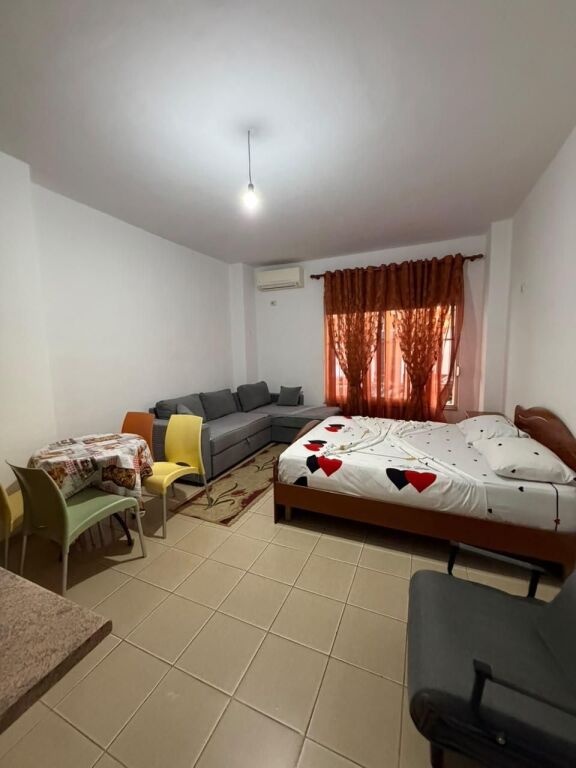 **JEPET ME QIRA GARSONIERE – VIJË E DYTË ME DETIN 🌊,DURRES**