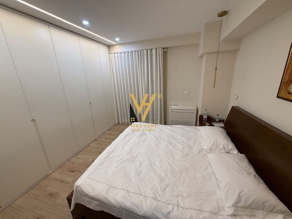 JEPET APARTAMENT 2+1+2+BLK ME QERA TE RRUGA E ELBASANIT 2.500 EURO