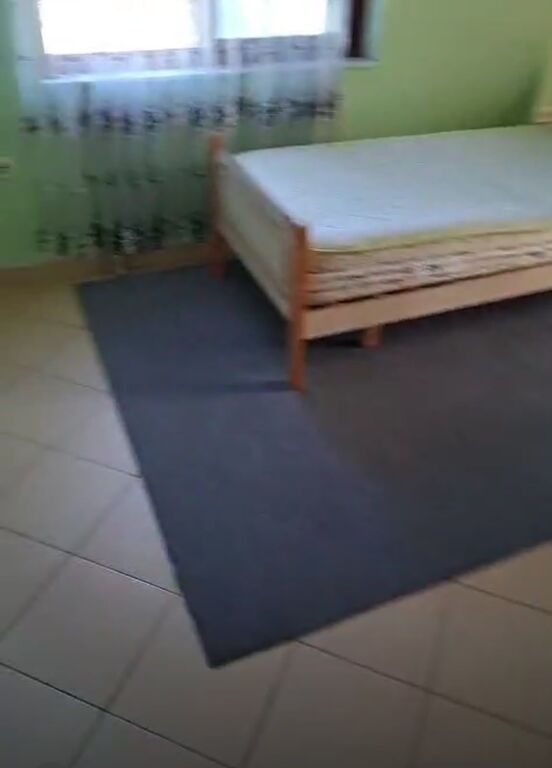 Jepet apartament 2+1 me qira tek Qyteti Studenti , Rruga Bajram Allaraj .
