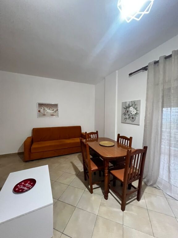 JEPET ME QERA APARTAMENT 1+1 PRANE PISTA KOSOVA,PLAZH, DURRES