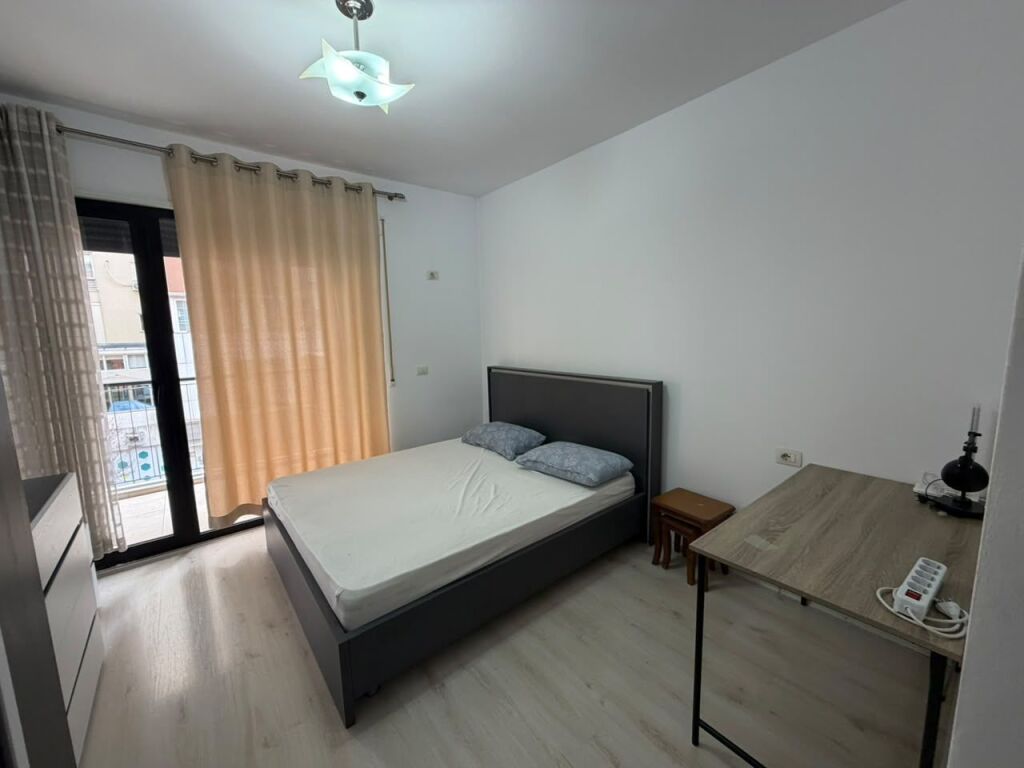 🏡 APARTAMENT 2+1 ME QIRA  📍 Pranë Kompleksit Panorama