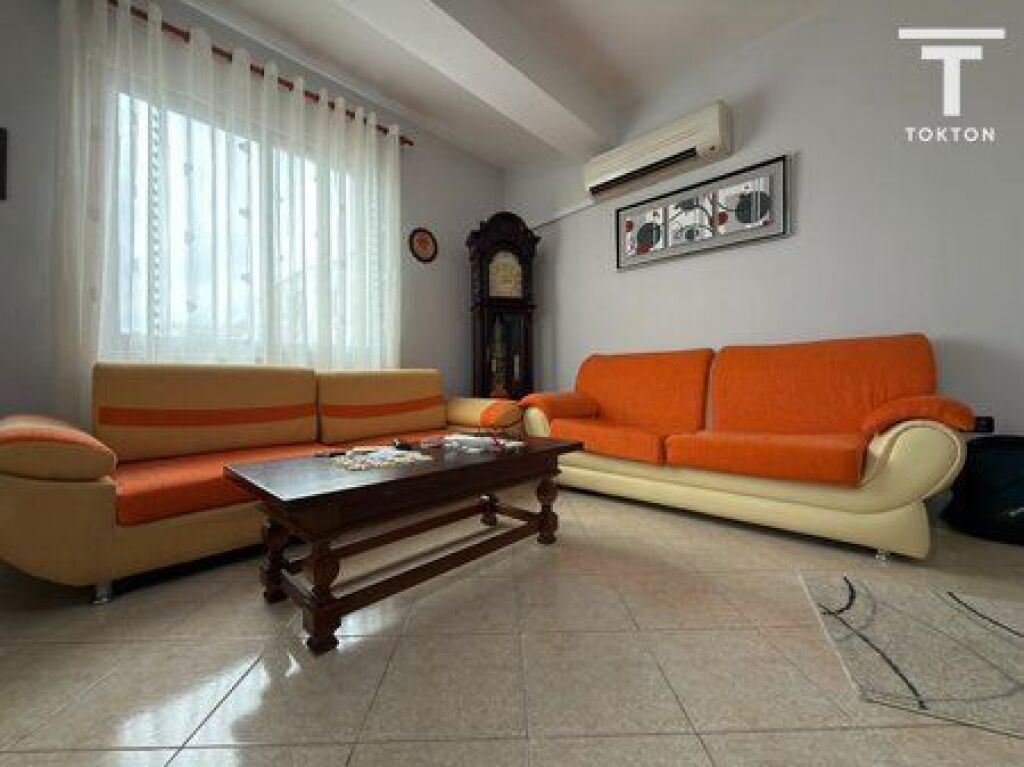 SHITET, APARTAMENT 1+1, UNAZA E RE, TIRANË